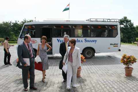 Foto: La delegacin de Think Gaur  en Hyderabad