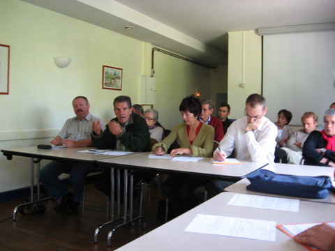 Foto: Grupos de discusin en Iparralde 