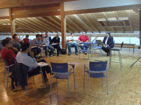 Foto: Grupos de discusin en Derio